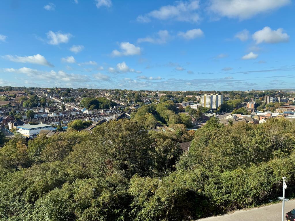 Lot: 139 - FLAT FOR INVESTMENT - View from living room